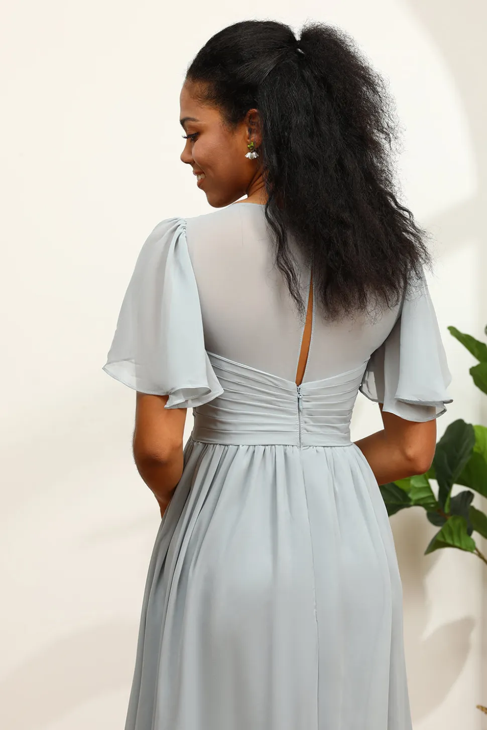 Vestido de dama de honra Grey V-Neck Chiffon A-Line