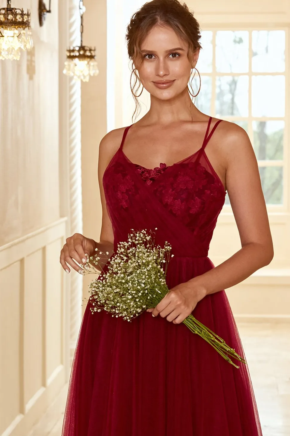 Vestido de dama de honra comprido borgonha com renda