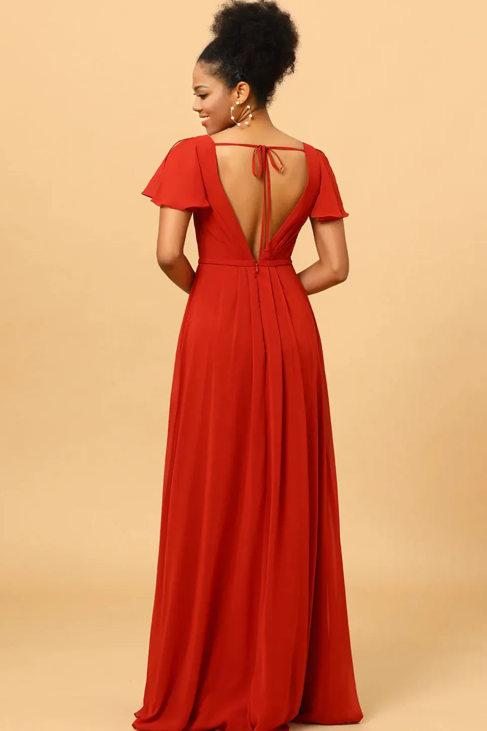 Vestido de Dama de Honra Pescoço V Mangas Curtas