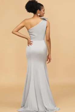 Vestido de dama de honra da sereia do cetim cinzento com bowknot