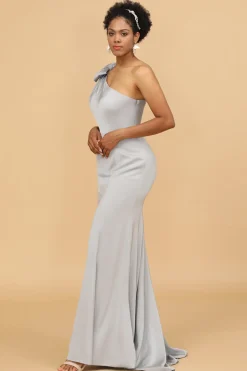 Vestido de dama de honra da sereia do cetim cinzento com bowknot