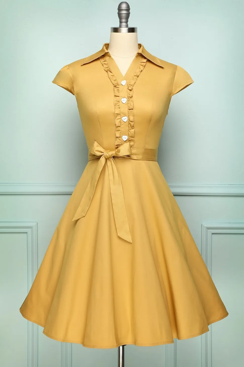Vestido de década de 1950 amarelo
