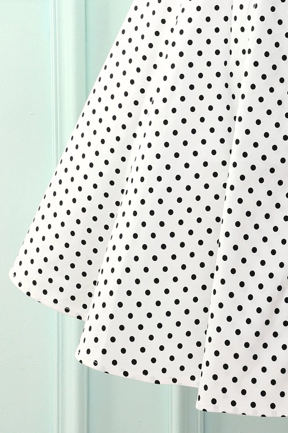 Vestido de duas peças falsificado