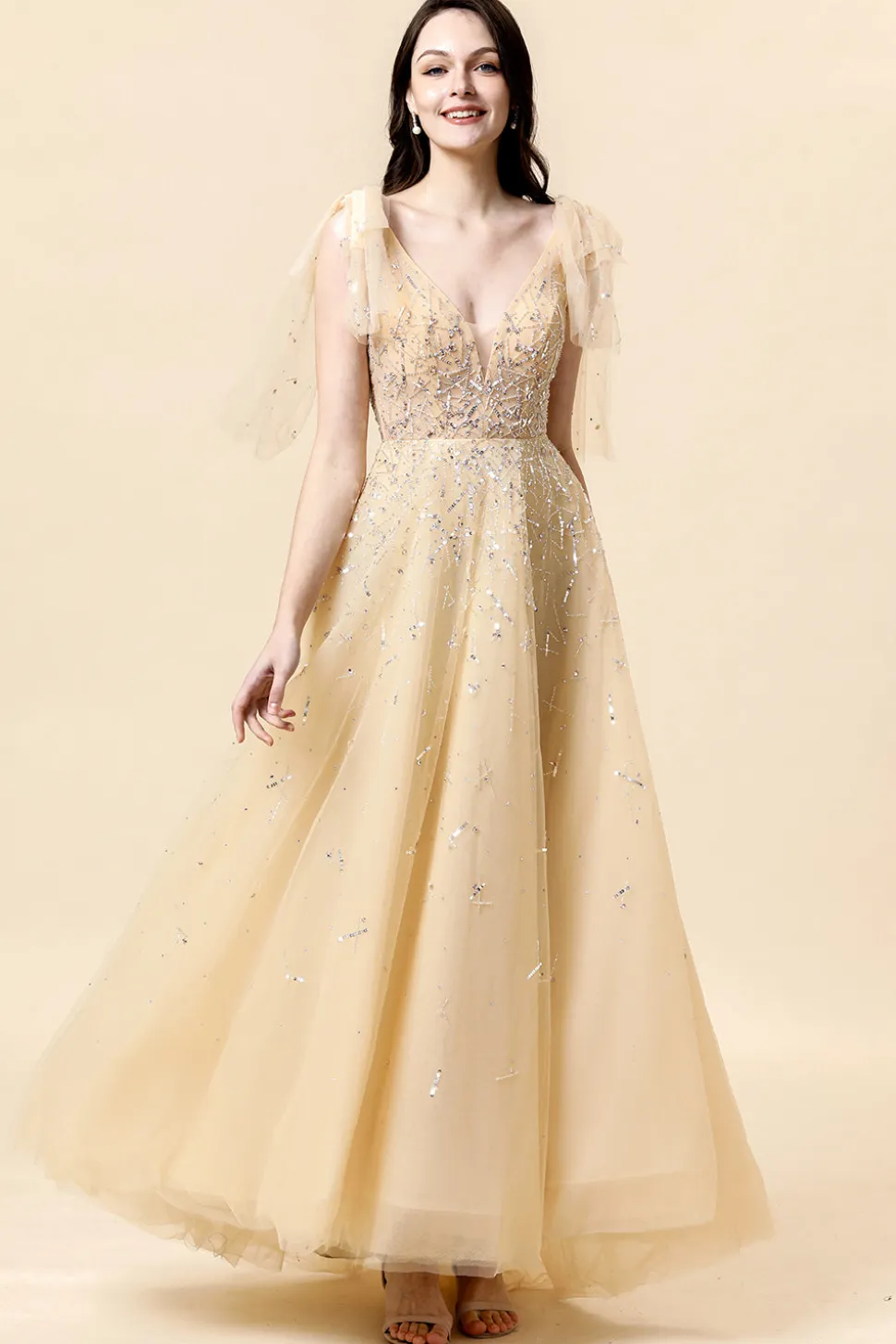 Vestido de Festa Amarelo Gola en V