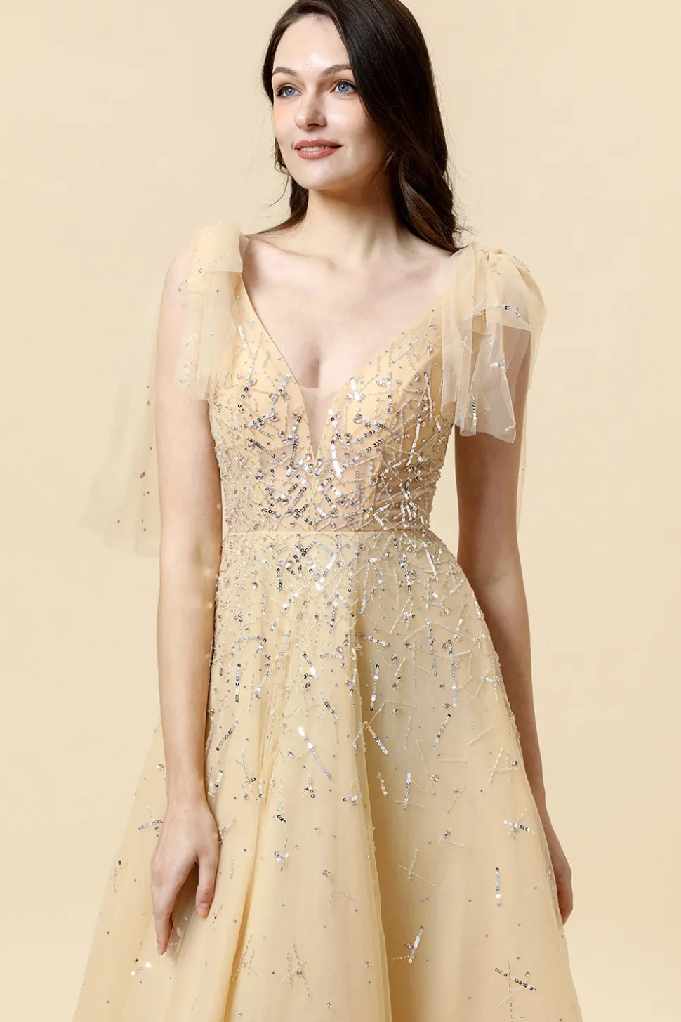 Vestido de Festa Amarelo Gola en V