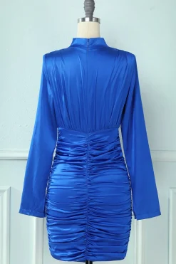 Vestido de festa azul royal decote alto bodycon