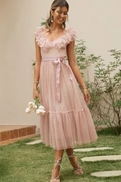 Vestido de festa com cinto rosa folhos