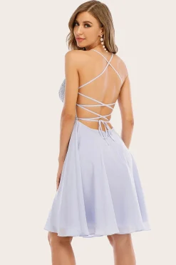 Vestido de festa curto de missangas cinzentas