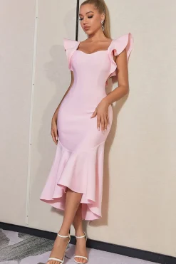 Vestido de festa de sereia de cetim rosa com folhos