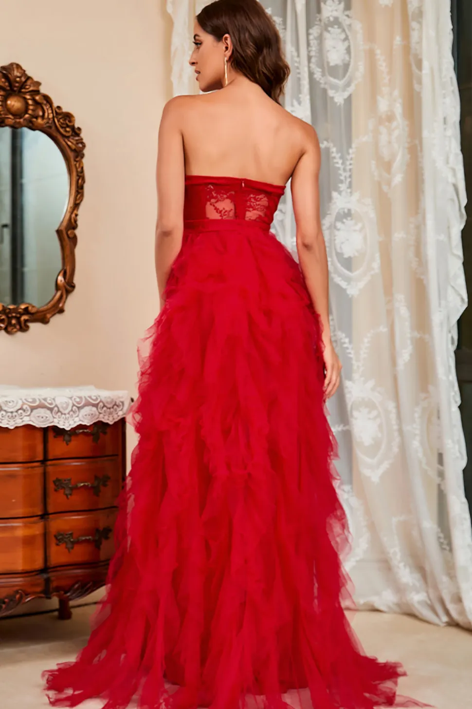Vestido de Festa Preto Sem Alças A Line