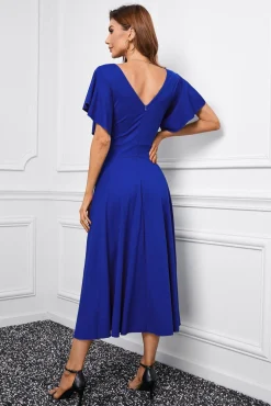 Vestido de festa simples vermelho com mangas de boné