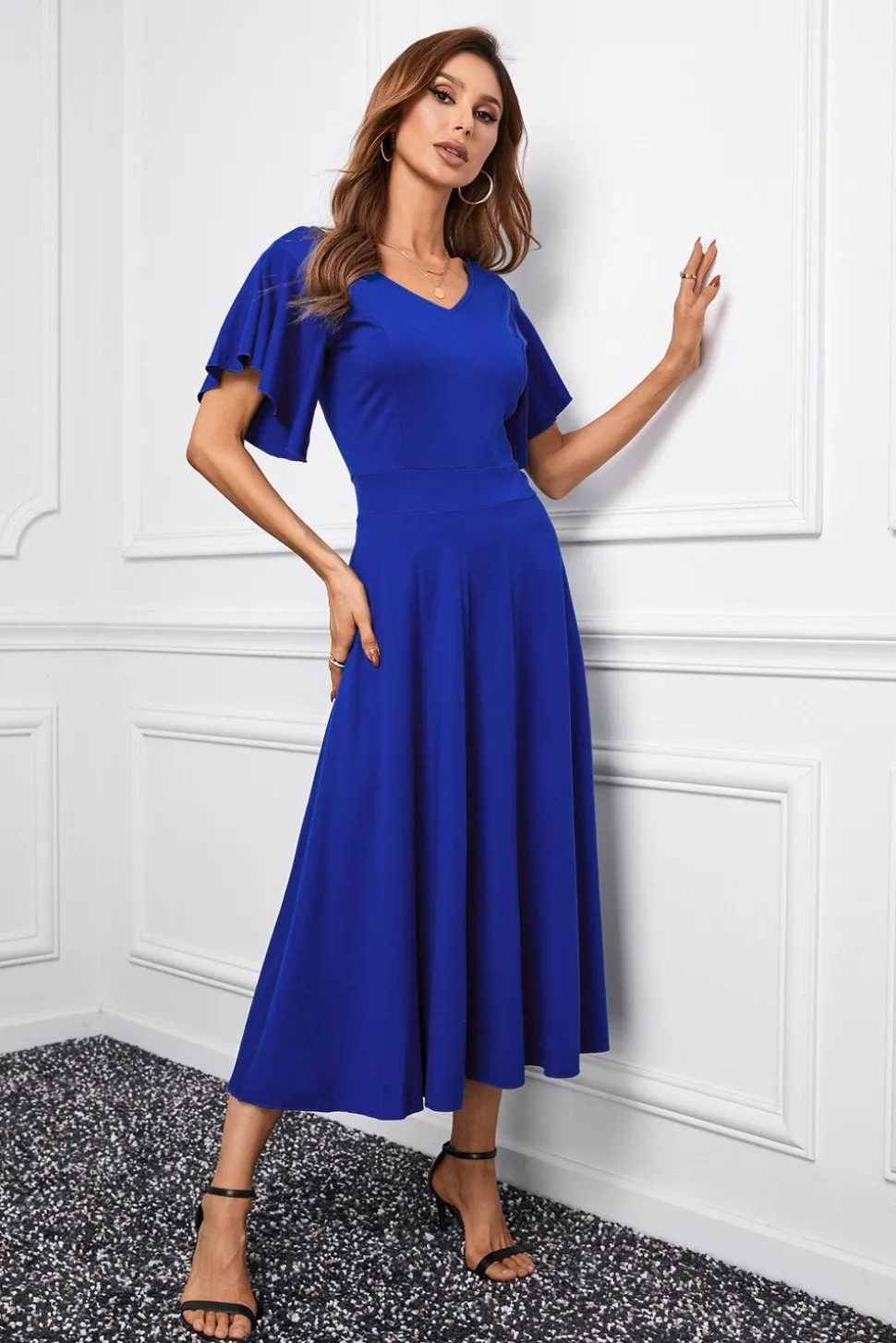 Vestido de festa simples vermelho com mangas de boné