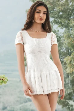 Vestido de formatura curto de renda branca A-Line