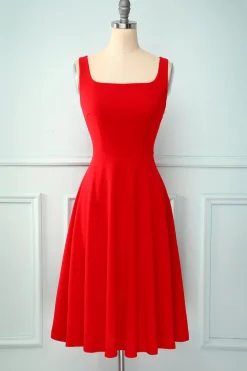 Vestido de gola quadrada vermelha