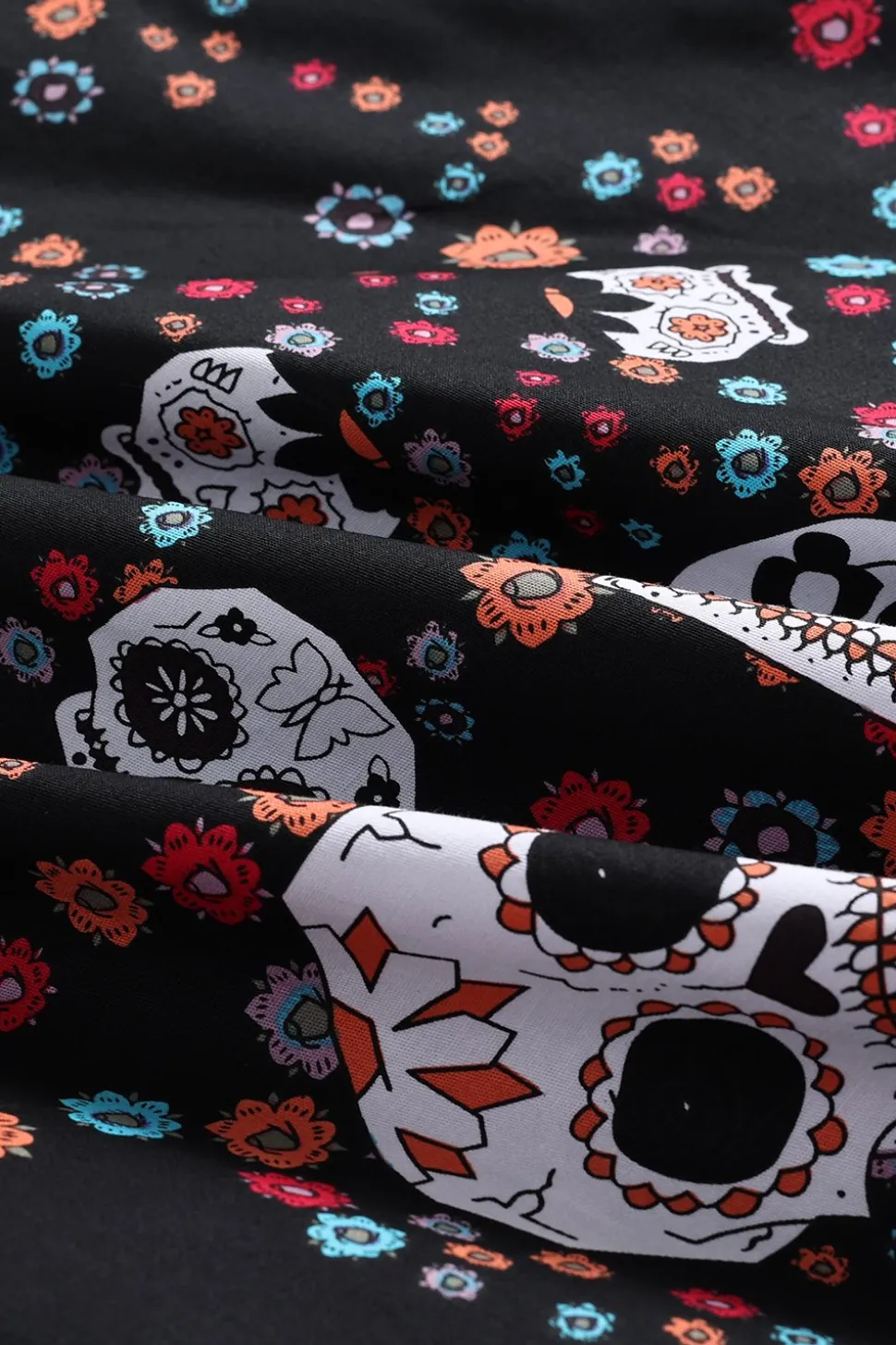 Vestido de Halloween de crânio preto