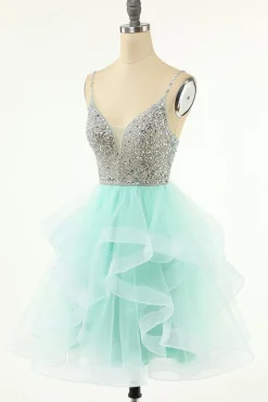 Vestido de homecoming curto de contas rosa