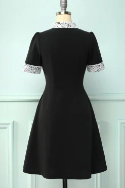 Vestido de lapela preto com bolsos