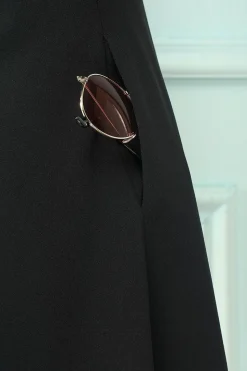 Vestido de lapela preto com bolsos