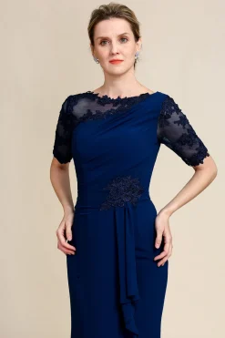 Vestido de Mãe da Noiva com Apliques Azul Marinha