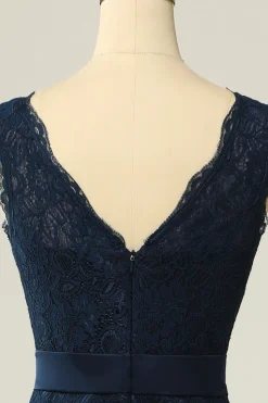 Vestido de mãe de renda da marinha