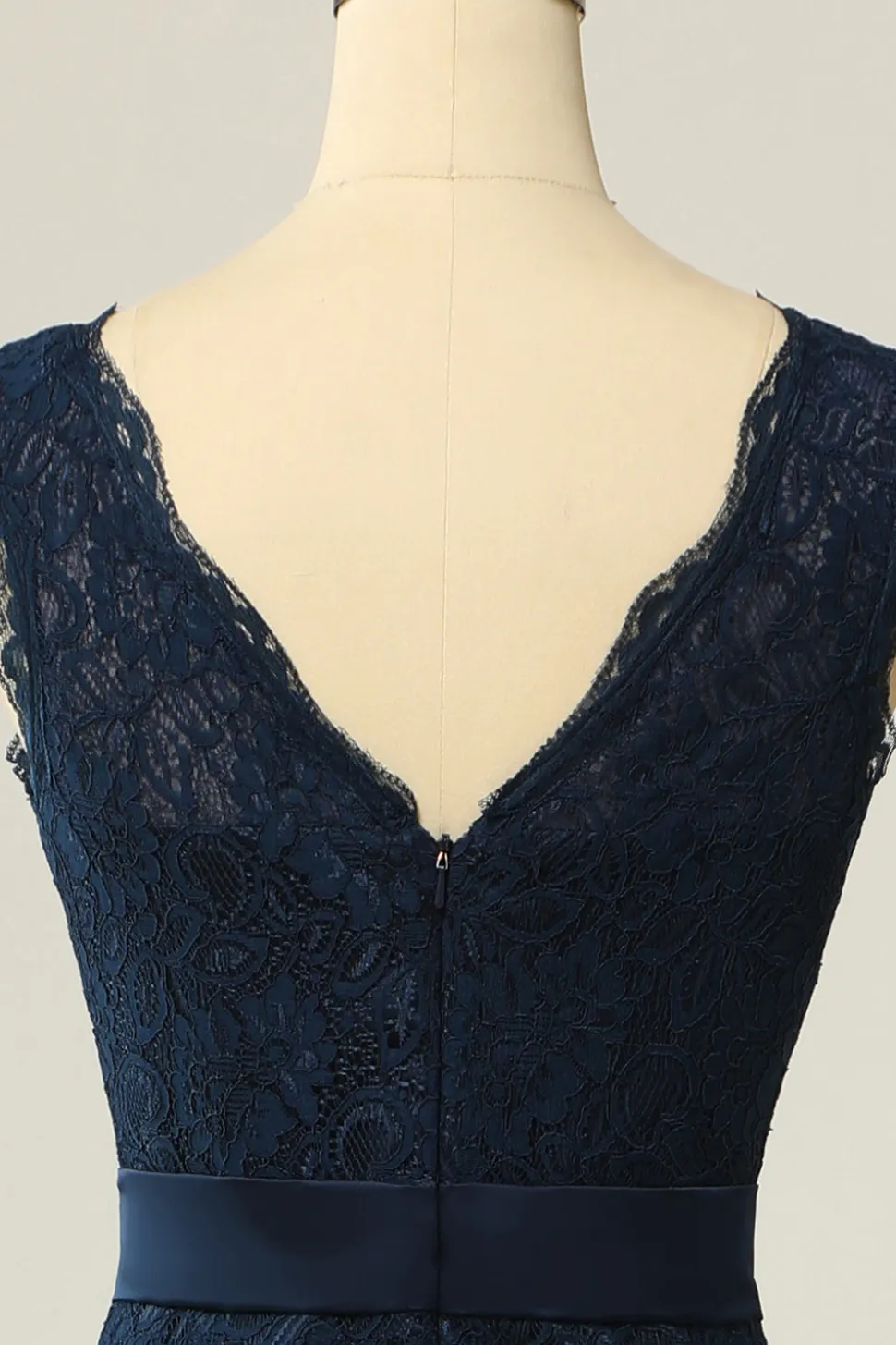 Vestido de mãe de renda da marinha