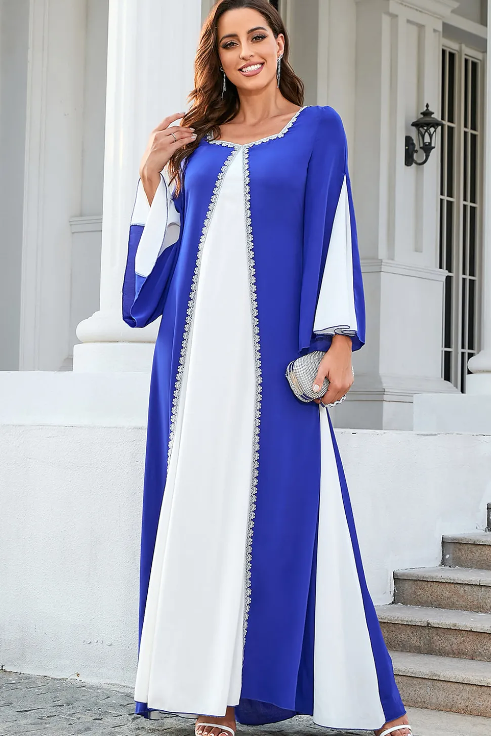 Vestido de mãe patchwork azul e branco
