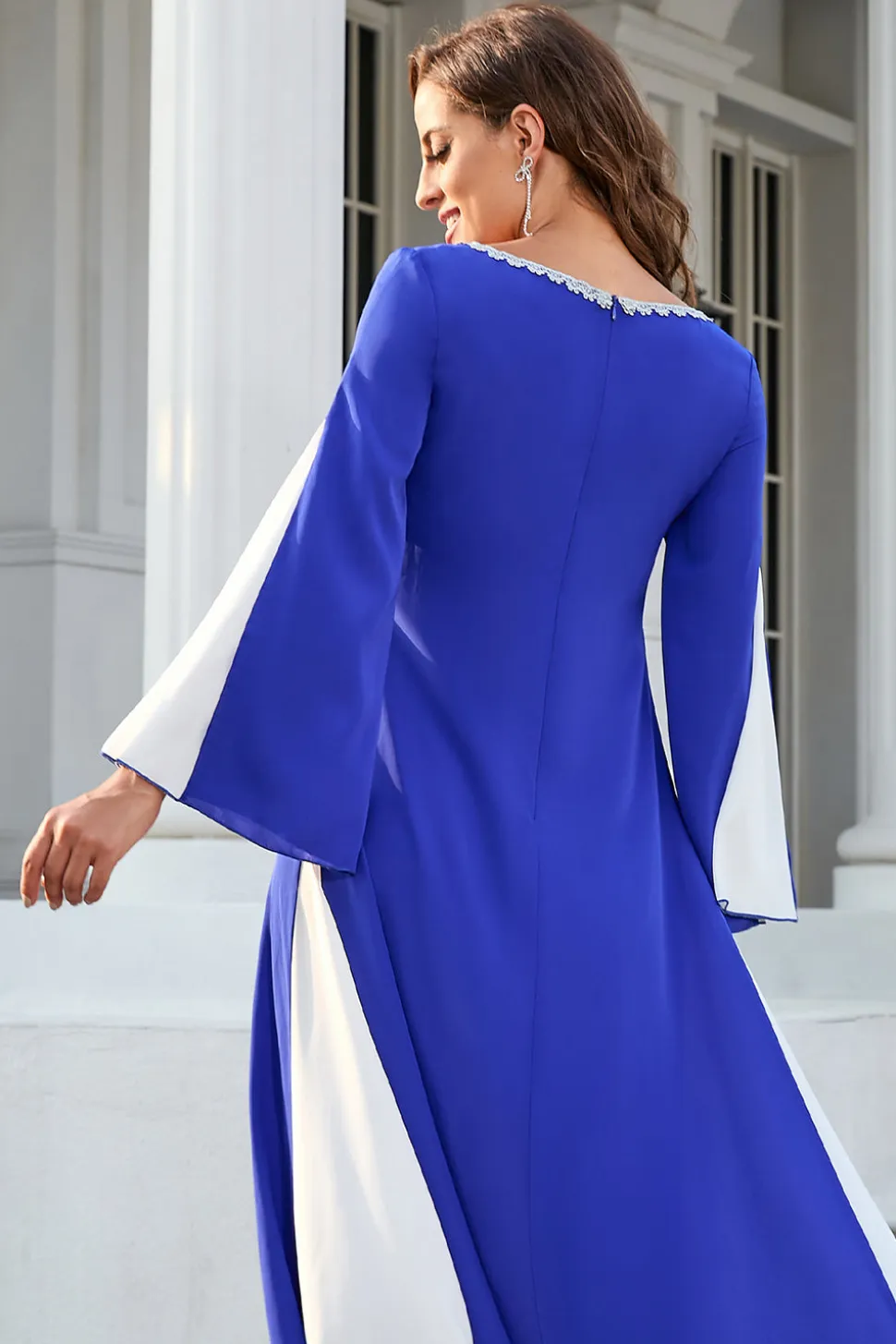 Vestido de mãe patchwork azul e branco