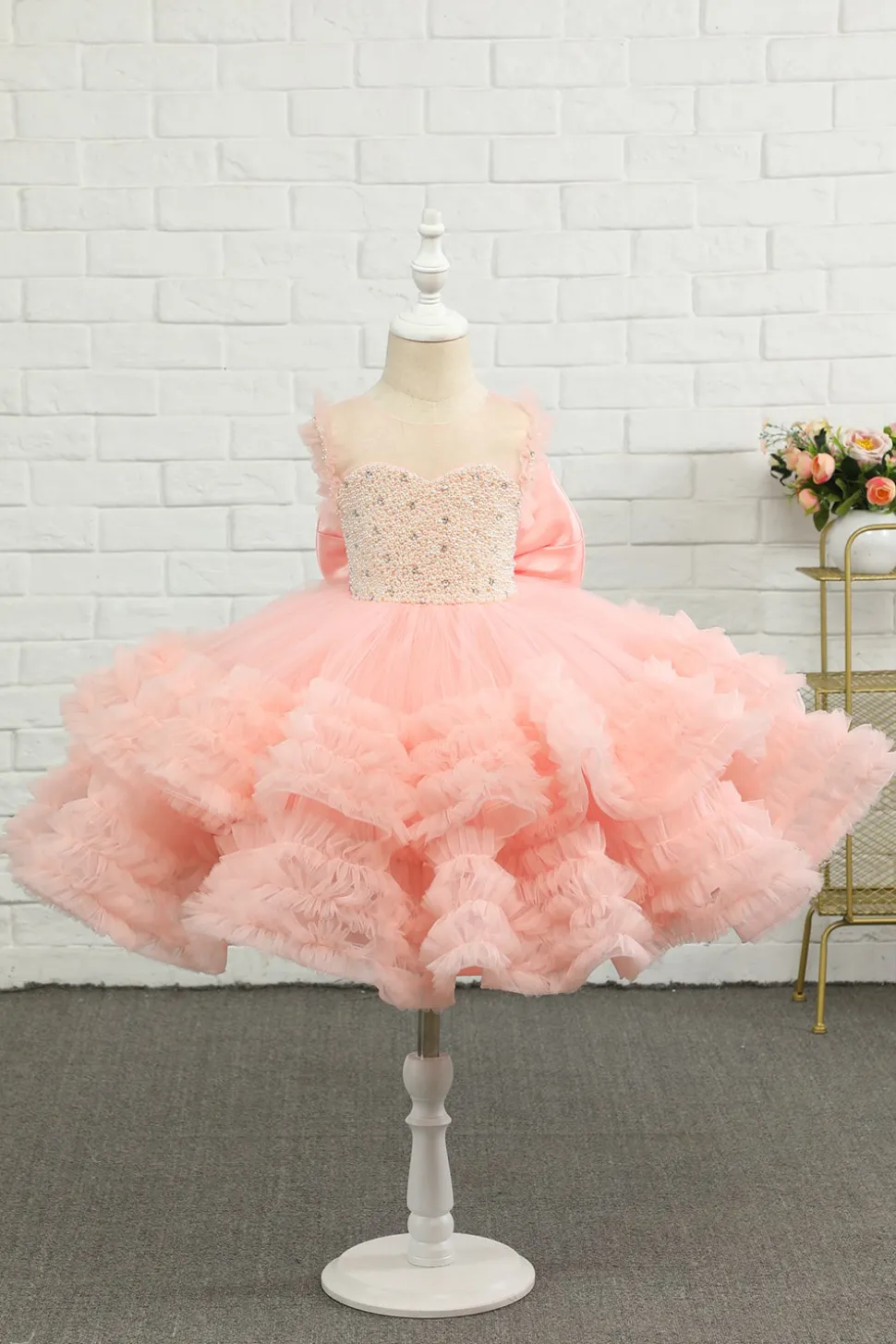 Vestido de menina de flor de tulle de missanga rosa com arco