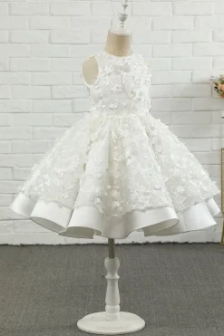 Vestido de menina flor sem mangas de aplique branco