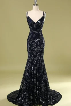 Vestido de noite azul marinho com lantejoulas