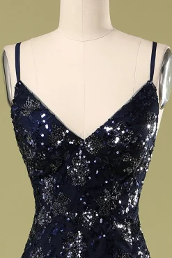 Vestido de noite azul marinho com lantejoulas