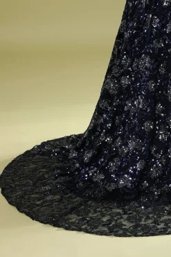 Vestido de noite azul marinho com lantejoulas
