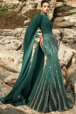 Vestido de noite de sereia verde escuro brilhante com mangas de cabo