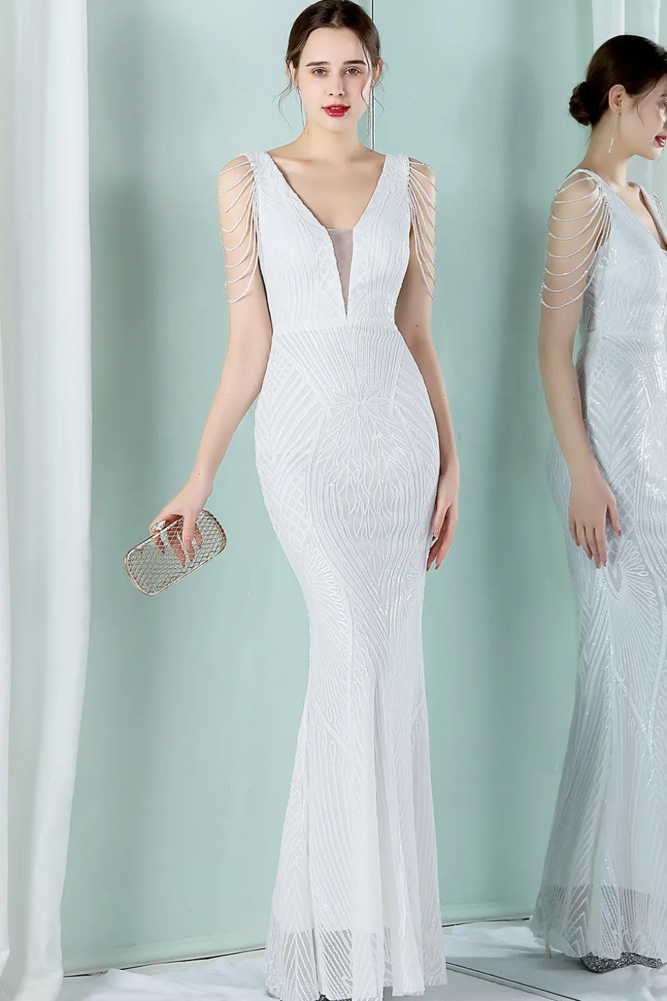 Vestido de noite de sereia de pescoço profundo v branco