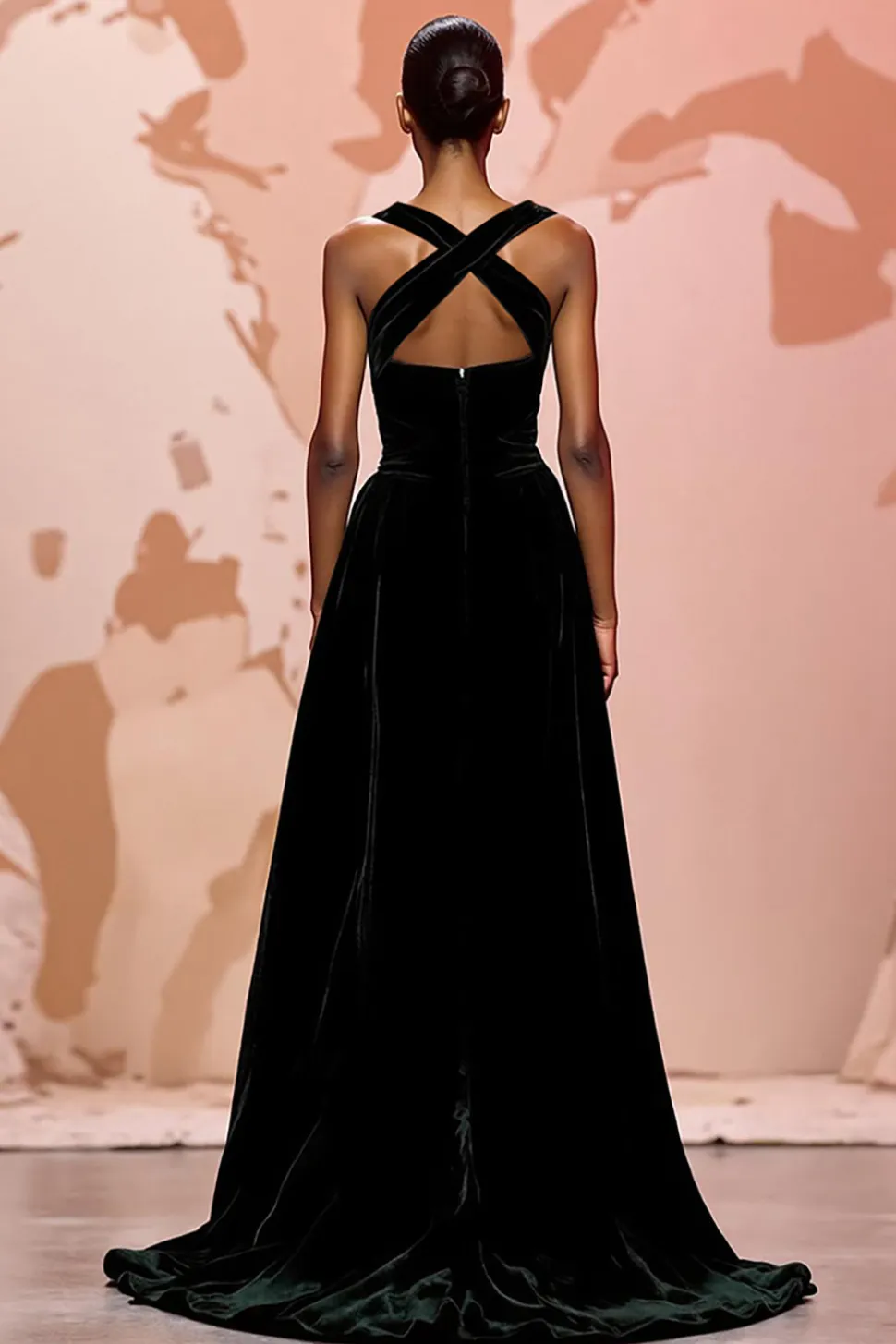 Vestido de noite simples de veludo preto longo buraco da fechadura