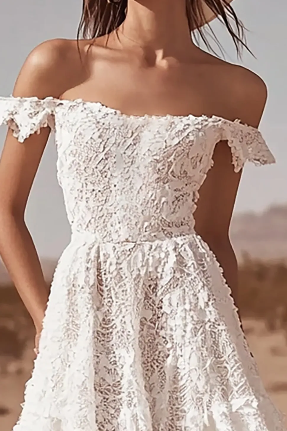 Vestido de Noiva Boho Branco Off the Shoulder Lace High-Low