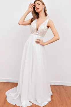 Vestido de noiva bordado branco