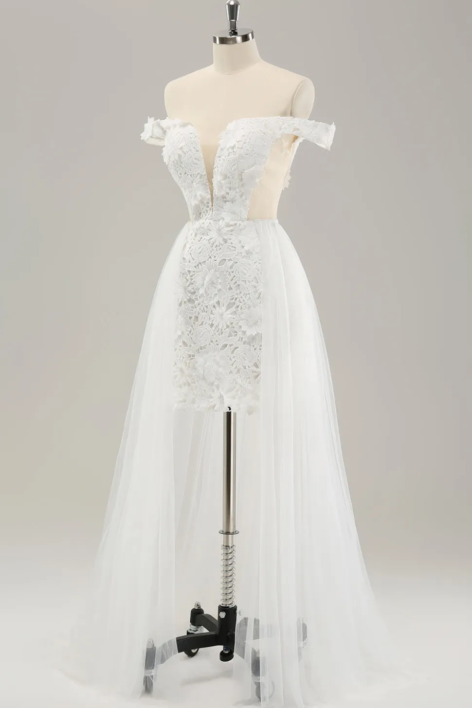 Vestido de noiva branco cortado do ombro com tule destacável