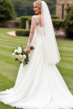 Vestido de Noiva Clássico Marfim Ruched Linha-A Renda Mangas Compridas