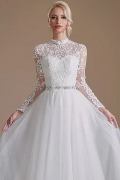Vestido de noiva de manga comprida de pescoço alto branco com renda