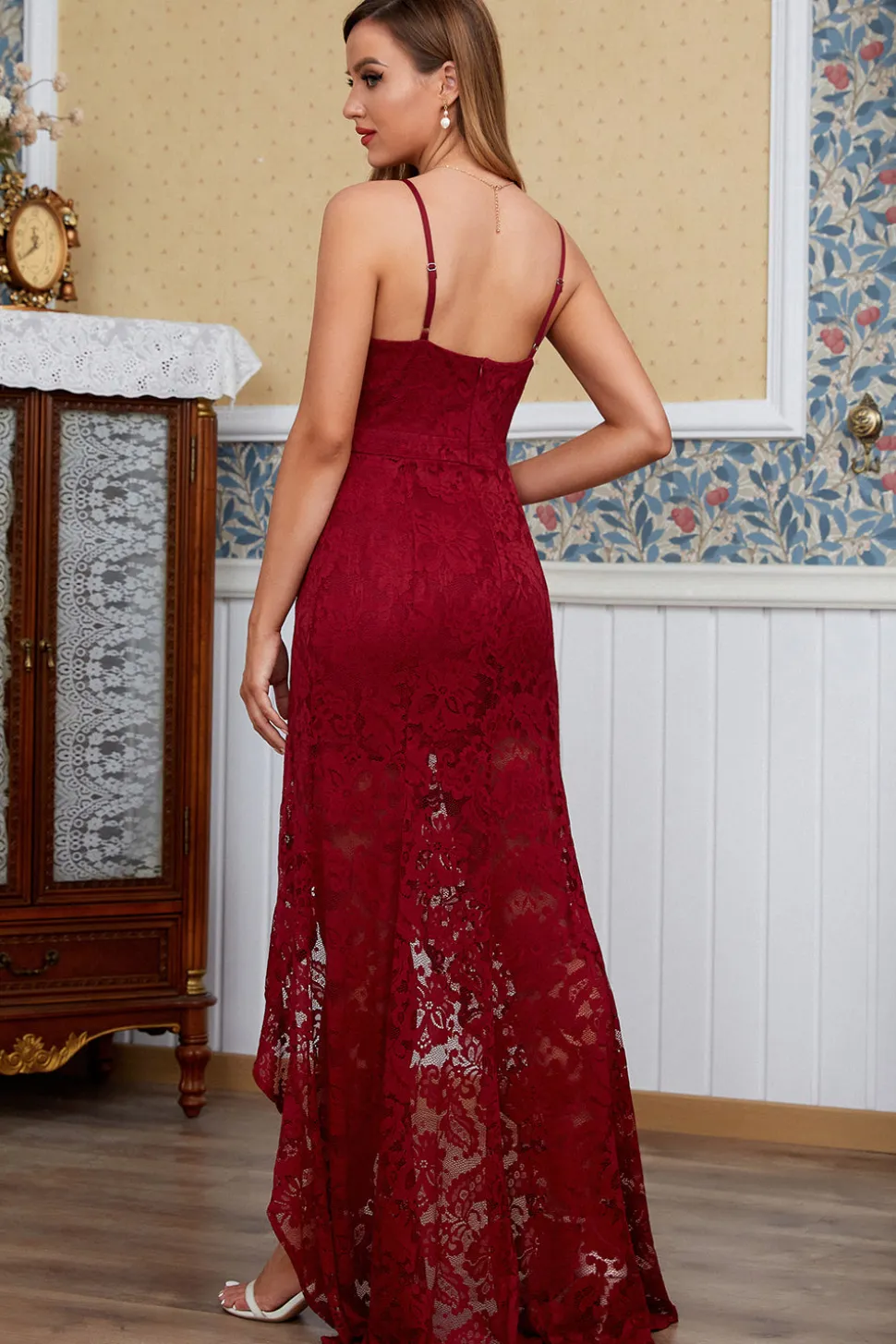 Vestido de noiva de praia de renda branca