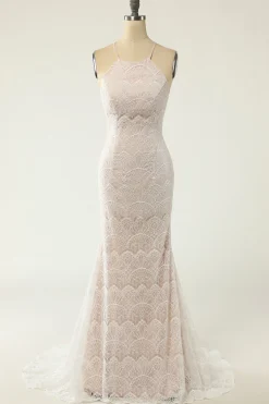Vestido de noiva de renda branca de sereia halter branco com varrimento trem