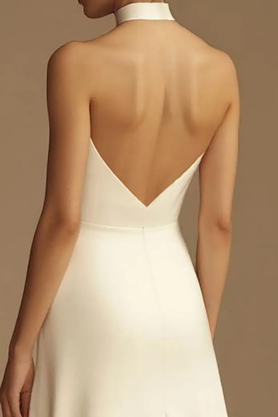 Vestido de Noiva Longo Branco Cabeçada Cetim Sem Encosto