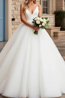 Vestido de Noiva Longo Marfim Decote em V Tule