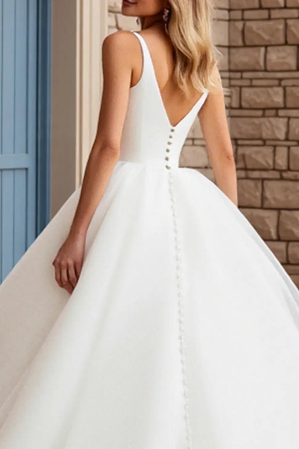 Vestido de Noiva Longo Marfim Decote em V Tule