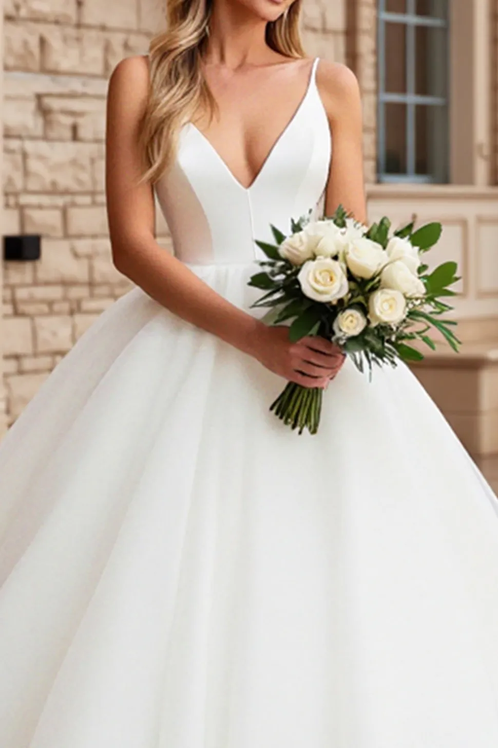 Vestido de Noiva Longo Marfim Decote em V Tule