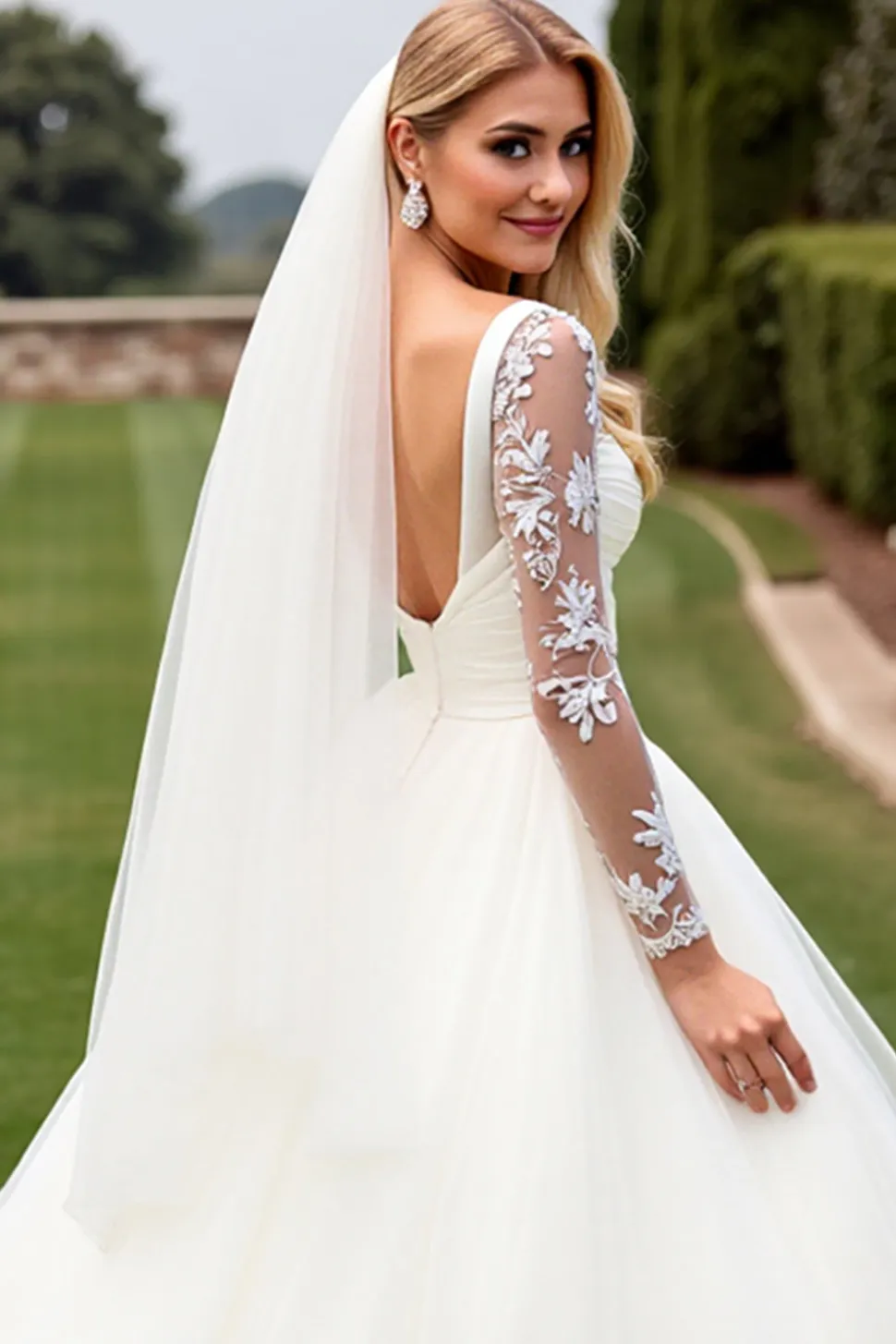 Vestido de Noiva Longo Marfim Renda Linha-A Mangas Compridas