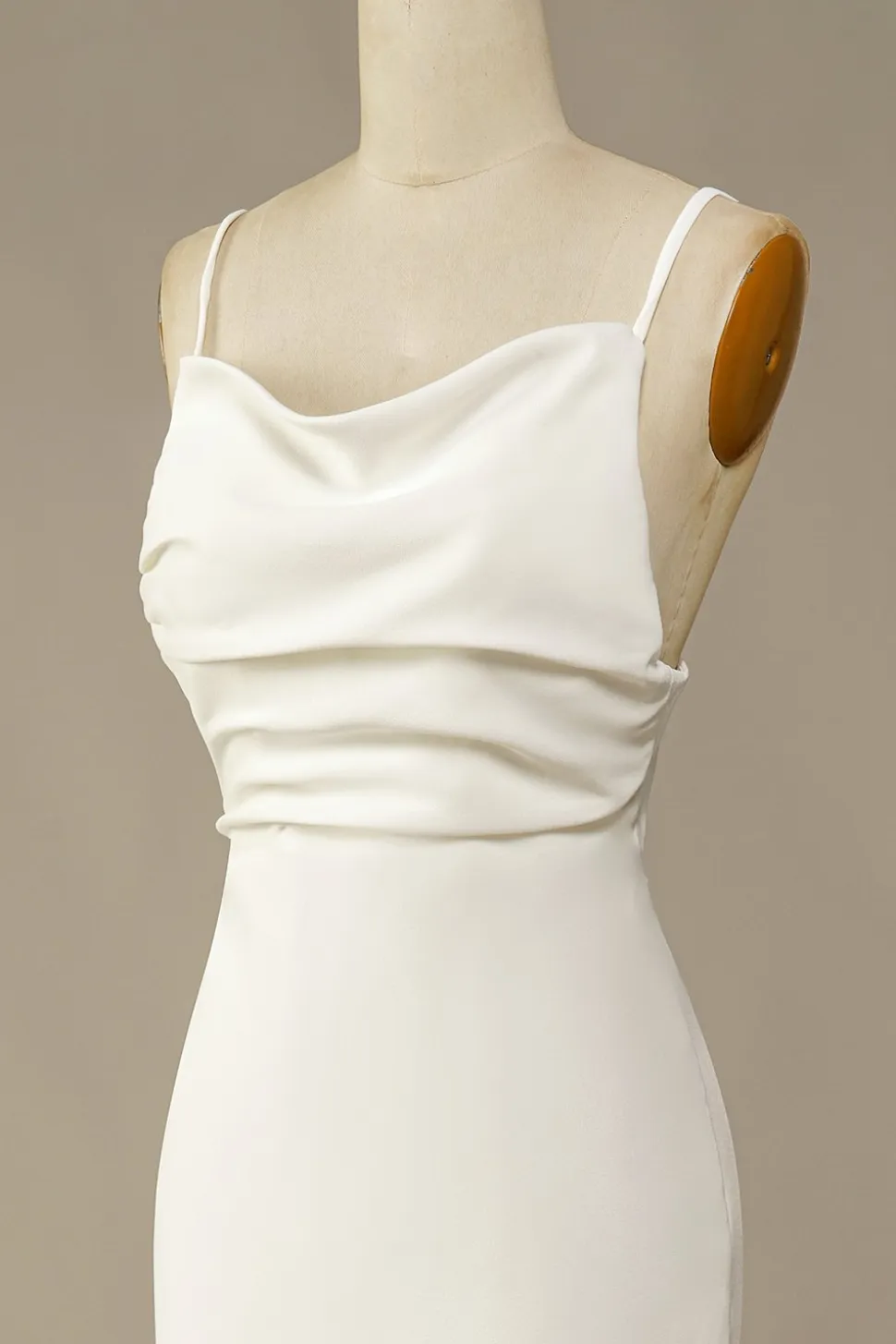 Vestido de noiva longo sereia branca