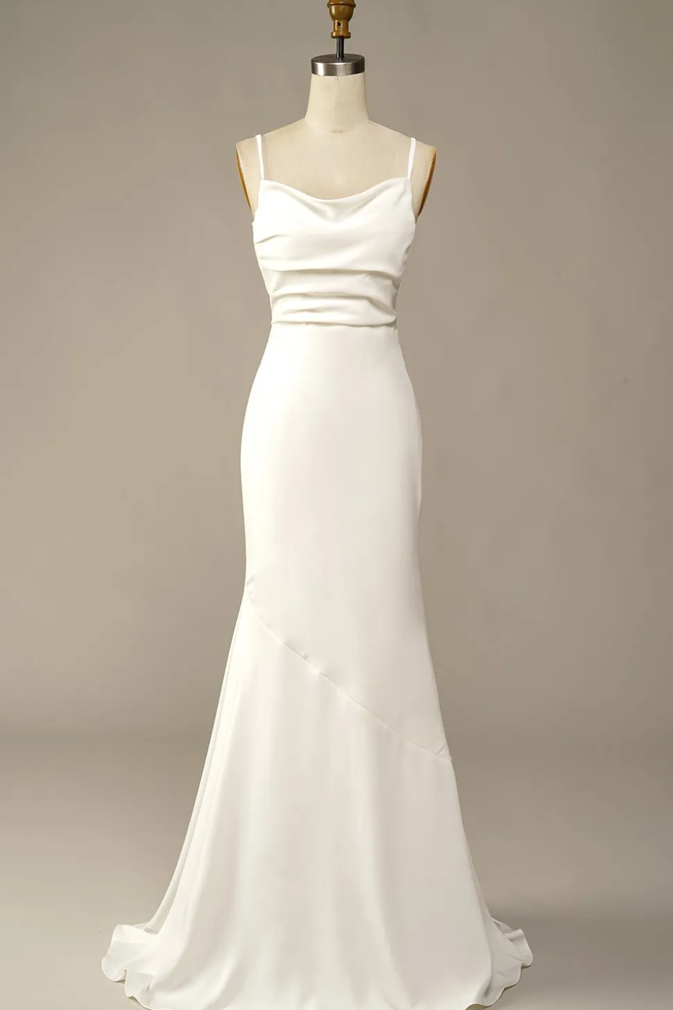 Vestido de noiva longo sereia branca