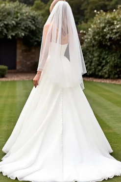 Vestido de Noiva Organza Marfim Linha-A Sem Alças